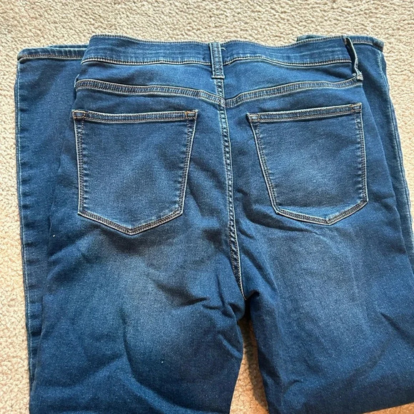 J Crew High Rise Skinny Crop - Excellent Condition - Picture 3 of 3